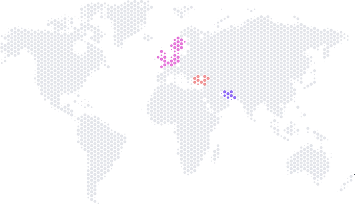 Mapa-múndi pontilhado com os escritórios na Turquia, nos Emirados Árabes Unidos e no Reino Unido assinalados.